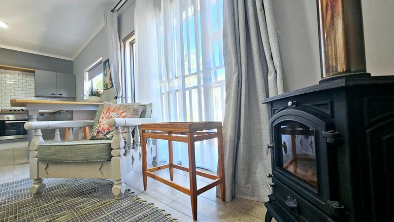 6 Bedroom Property for Sale in Fraaiuitsig Western Cape